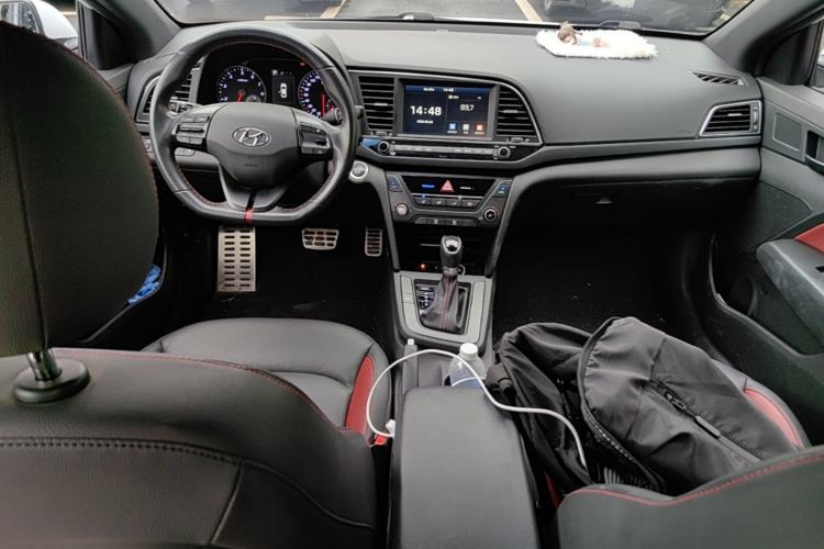 Used Hyundai Elantra (6th Generation / Lingdong) 2016 1.4T Dual-Clutch Xuan Dong·Elite Version Center Console