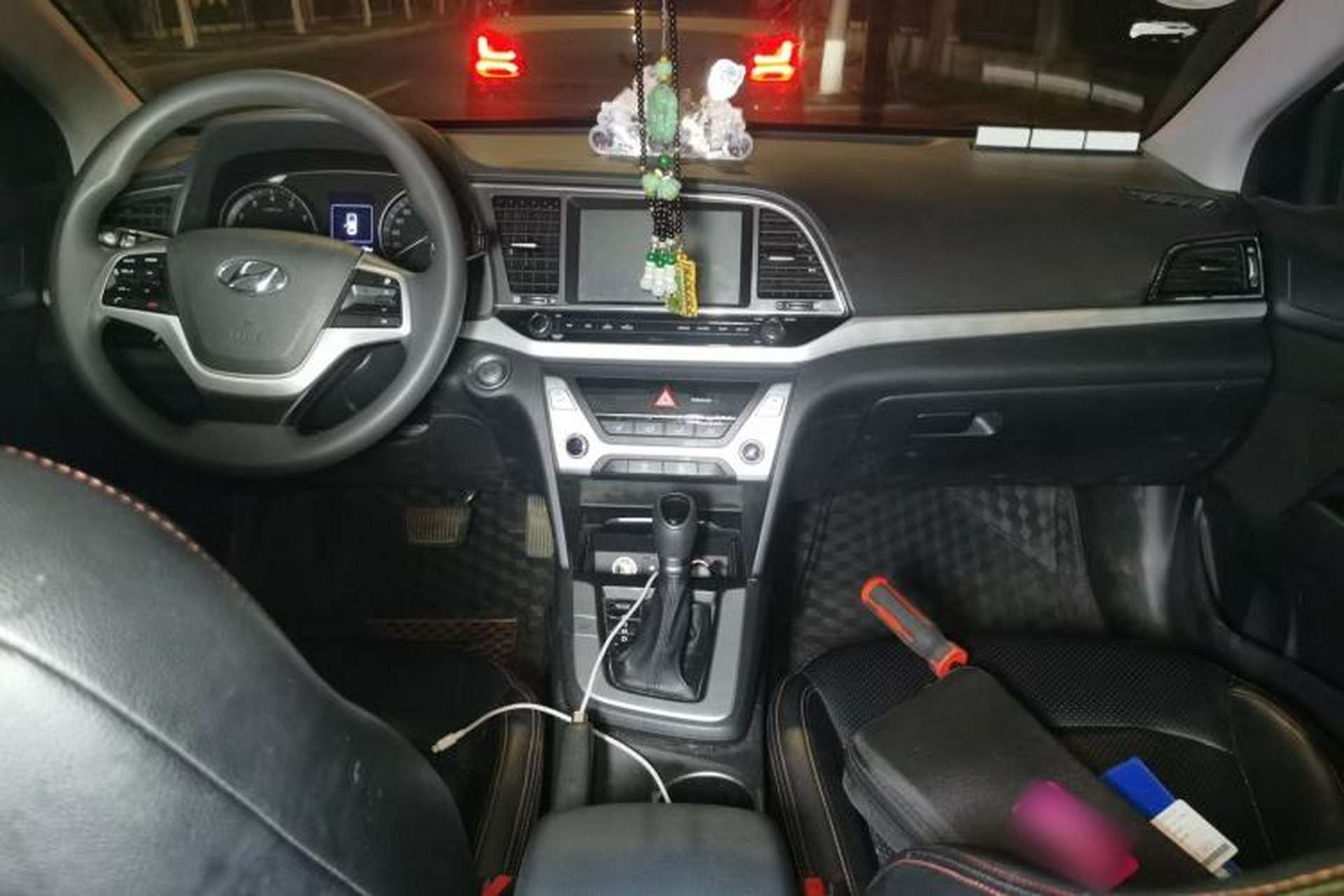 Used Hyundai Elantra (6th Generation / Lingdong) 2016 1.6L Automatic ZhiXuan – Elite Version Center Console