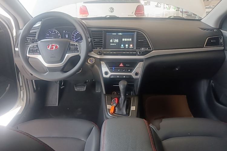 Used Hyundai Elantra (6th Generation / Lingdong) 2016 1.6L Automatic ZhiXuan – Elite Version Center Console