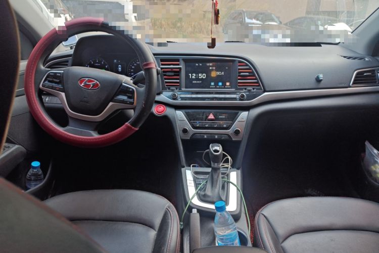 Used Hyundai Elantra (6th Generation / Lingdong) 2016 1.6L Automatic ZhiXuan – Elite Version Center Console