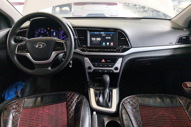 Used Hyundai Elantra (6th Generation / Lingdong) 2016 1.6L Automatic ZhiXuan – Elite Version Center Console