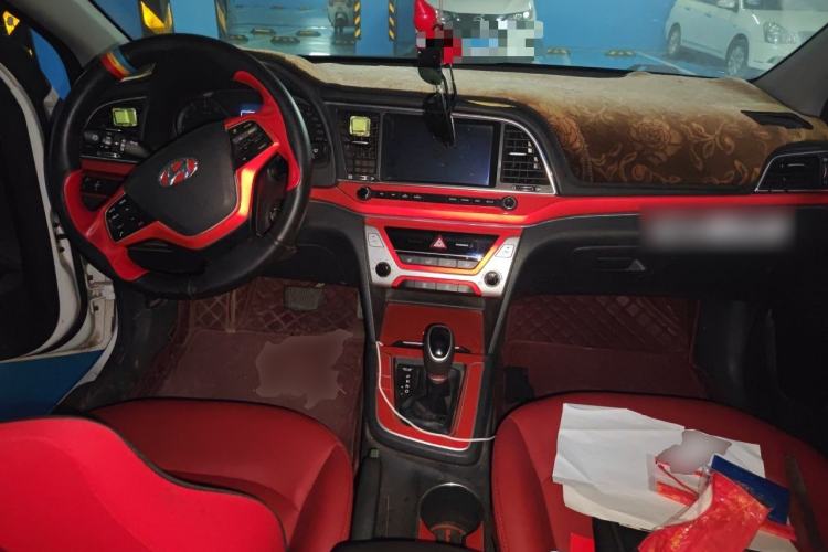 Used Hyundai Elantra (6th Generation / Lingdong) 2016 1.6L Automatic ZhiXuan – Elite Version Center Console