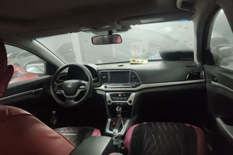 Used Hyundai Elantra (6th Generation / Lingdong) 2016 1.6L Automatic ZhiXuan – Elite Version Center Console