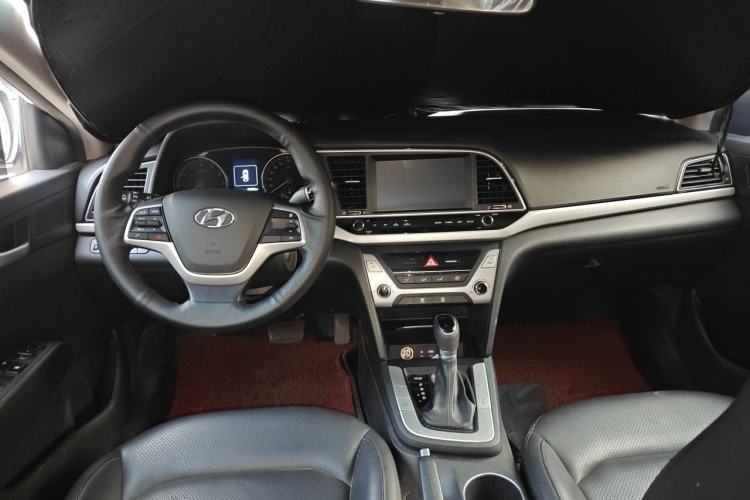 Used Hyundai Elantra (6th Generation / Lingdong) 2016 1.6L Automatic ZhiXuan – Elite Version Center Console