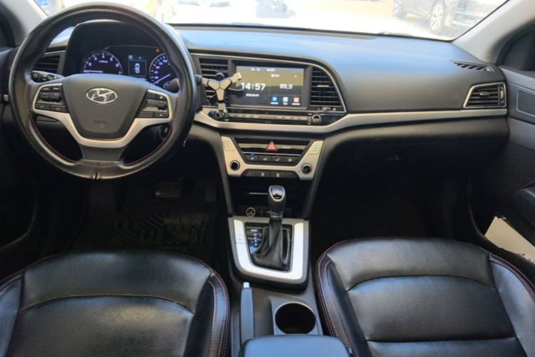 Used Hyundai Elantra (6th Generation / Lingdong) 2016 1.6L Automatic ZhiXuan – Elite Version Center Console