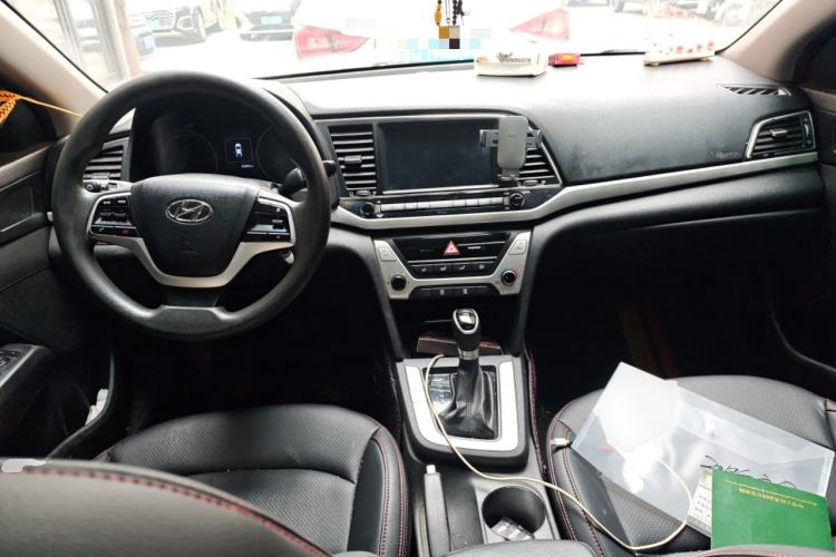 Used Hyundai Elantra (6th Generation / Lingdong) 2016 1.6L Automatic ZhiXuan – Elite Version Center Console