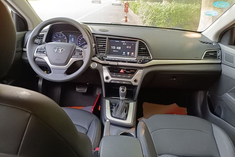 Used Hyundai Elantra (6th Generation / Lingdong) 2016 1.6L Automatic ZhiXuan – Elite Version Center Console