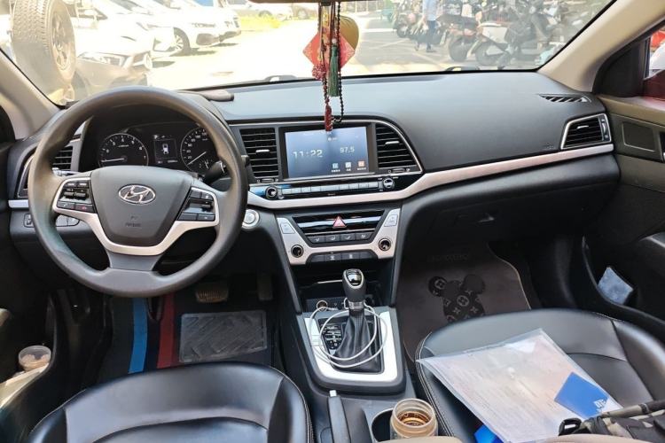 Used Hyundai Elantra (6th Generation / Lingdong) 2016 1.6L Automatic ZhiXuan – Elite Version Center Console