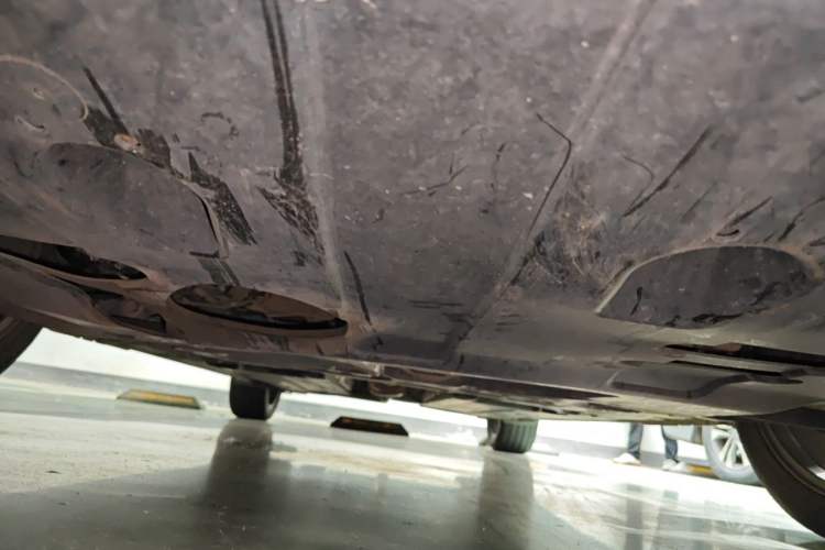 Used Hyundai Elantra (6th Generation / Lingdong) 2016 1.6L Automatic ZhiXuan – Elite Version Chassis Front