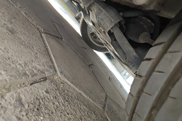 Used Hyundai Elantra (6th Generation / Lingdong) 2016 1.6L Automatic ZhiXuan – Elite Version Chassis Front Right