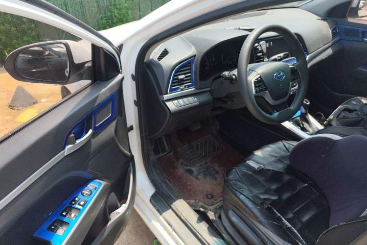 Used Hyundai Elantra (6th Generation / Lingdong) 2016 1.6L Automatic ZhiXuan – Elite Version Driver Seat