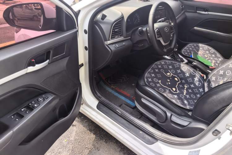 Used Hyundai Elantra (6th Generation / Lingdong) 2016 1.6L Automatic ZhiXuan – Elite Version Driver Seat