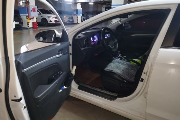 Used Hyundai Elantra (6th Generation / Lingdong) 2016 1.6L Automatic ZhiXuan – Elite Version Driver Seat