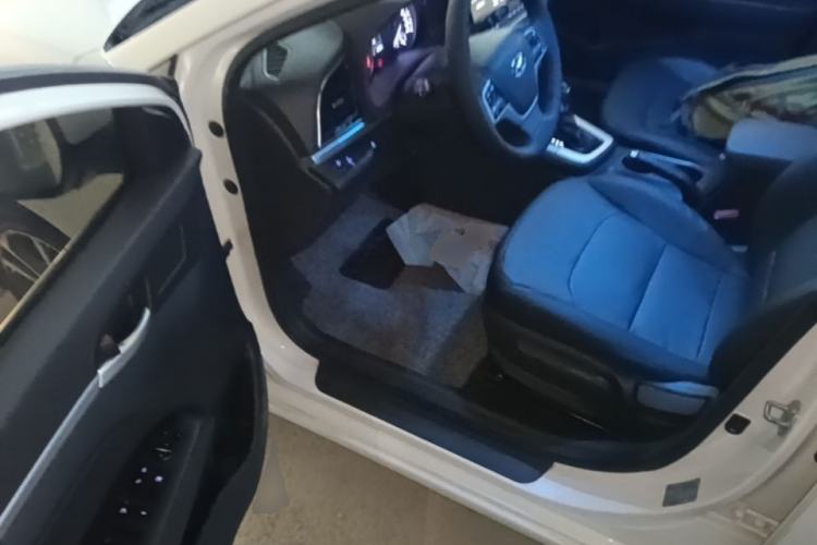 Used Hyundai Elantra (6th Generation / Lingdong) 2016 1.6L Automatic ZhiXuan – Elite Version Driver Seat