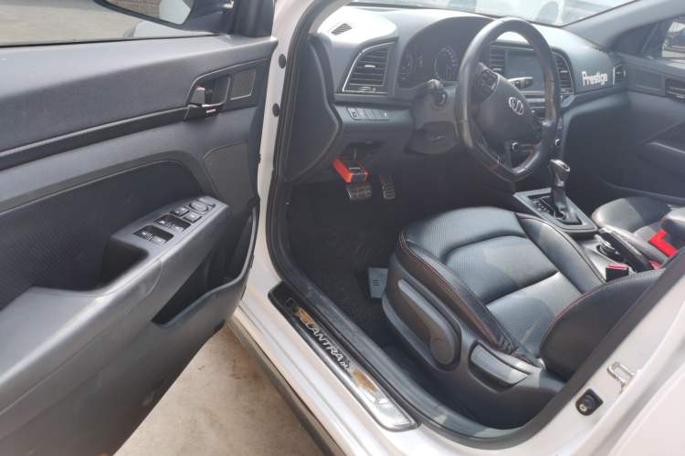 Used Hyundai Elantra (6th Generation / Lingdong) 2016 1.4T Dual-Clutch Xuan Dong · Dynamic Version Driver Seat