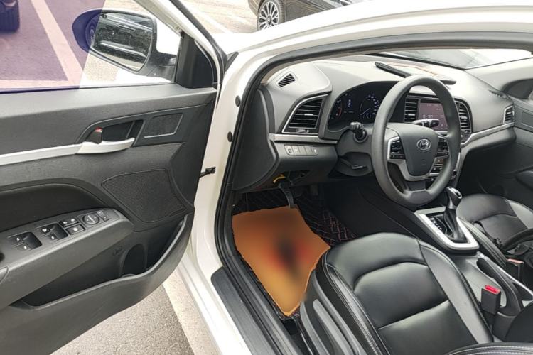 Used Hyundai Elantra (6th Generation / Lingdong) 2016 1.6L Automatic ZhiXuan – Elite Version Driver Seat