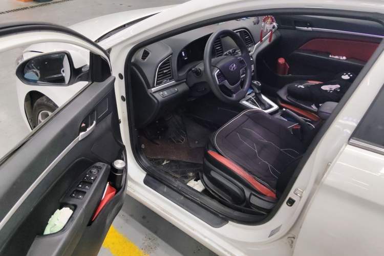 Used Hyundai Elantra (6th Generation / Lingdong) 2016 1.6L Automatic ZhiXuan – Elite Version Driver Seat