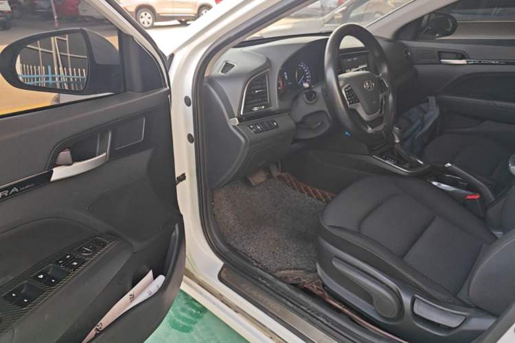 Used Hyundai Elantra (6th Generation / Lingdong) 2016 1.6L Automatic ZhiXuan – Elite Version Driver Seat