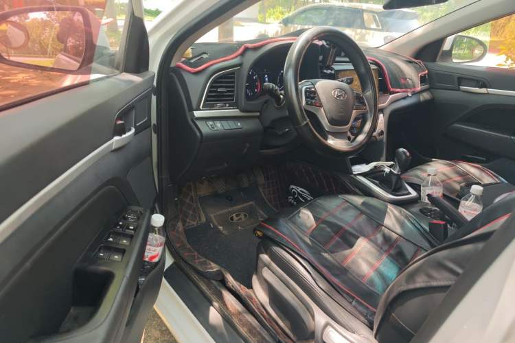 Used Hyundai Elantra (6th Generation / Lingdong) 2016 1.6L Manual ZhiXuan · Dynamic Model Driver Seat