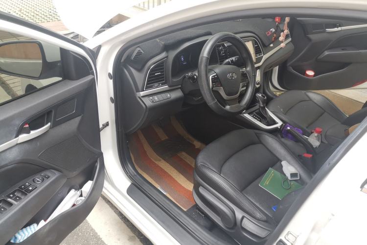 Used Hyundai Elantra (6th Generation / Lingdong) 2016 1.6L Automatic ZhiXuan – Elite Version Driver Seat