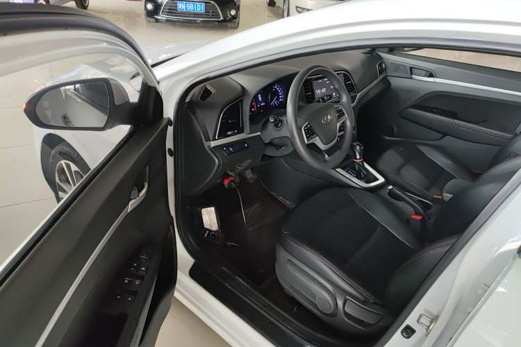 Used Hyundai Elantra (6th Generation / Lingdong) 2016 1.6L Automatic ZhiXuan – Elite Version Driver Seat