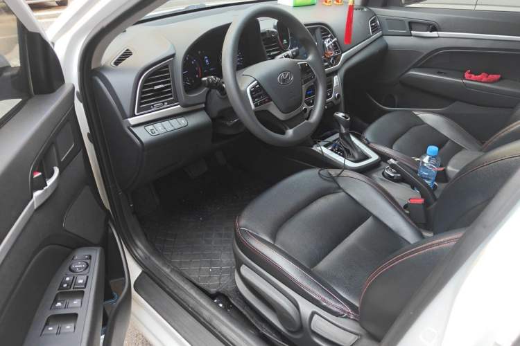 Used Hyundai Elantra (6th Generation / Lingdong) 2016 1.6L Automatic ZhiXuan – Elite Version Driver Seat