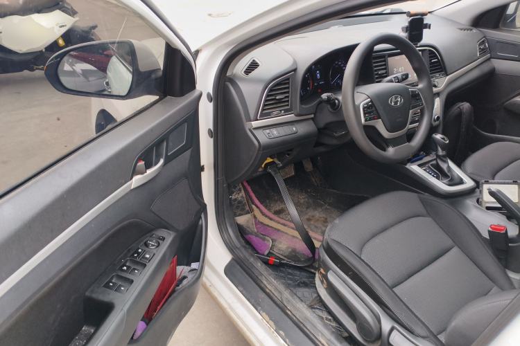 Used Hyundai Elantra (6th Generation / Lingdong) 2016 1.6L Automatic ZhiXuan – Elite Version Driver Seat