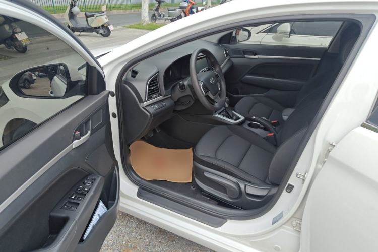 Used Hyundai Elantra (6th Generation / Lingdong) 2016 1.6L Automatic ZhiXuan – Elite Version Driver Seat