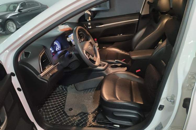 Used Hyundai Elantra (6th Generation / Lingdong) 2016 1.6L Automatic ZhiXuan – Elite Version Driver Seat