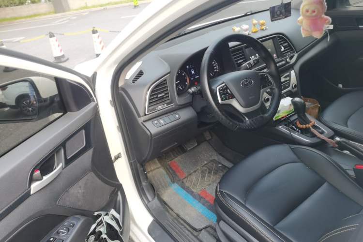 Used Hyundai Elantra (6th Generation / Lingdong) 2016 1.6L Automatic ZhiXuan – Elite Version Driver Seat