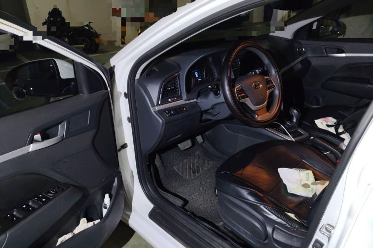Used Hyundai Elantra (6th Generation / Lingdong) 2016 1.6L Automatic ZhiXuan – Elite Version Driver Seat