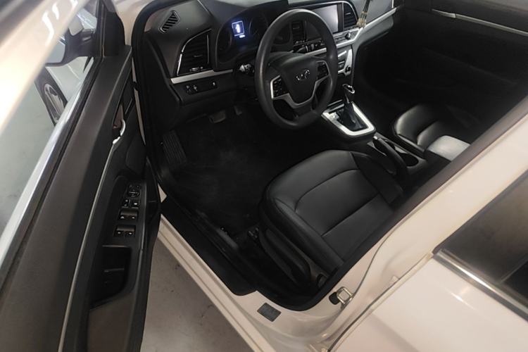 Used Hyundai Elantra (6th Generation / Lingdong) 2016 1.6L Automatic ZhiXuan – Elite Version Driver Seat