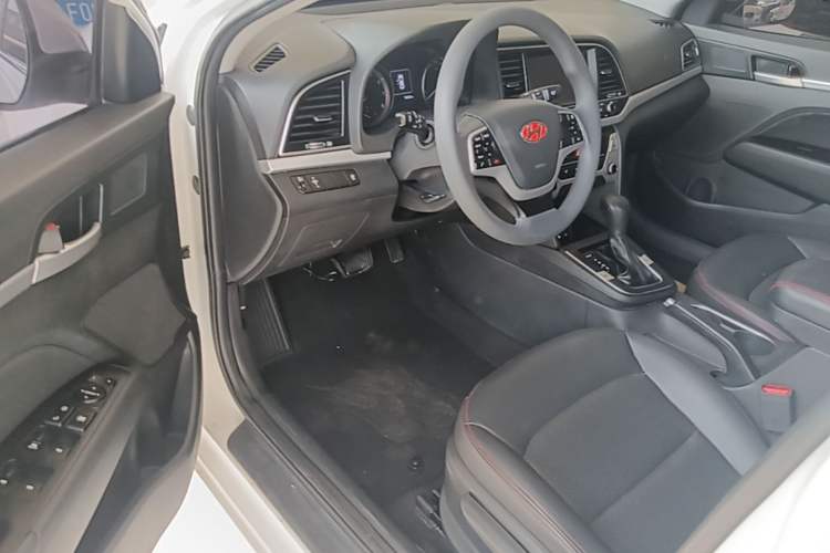 Used Hyundai Elantra (6th Generation / Lingdong) 2016 1.6L Automatic ZhiXuan – Elite Version Driver Seat