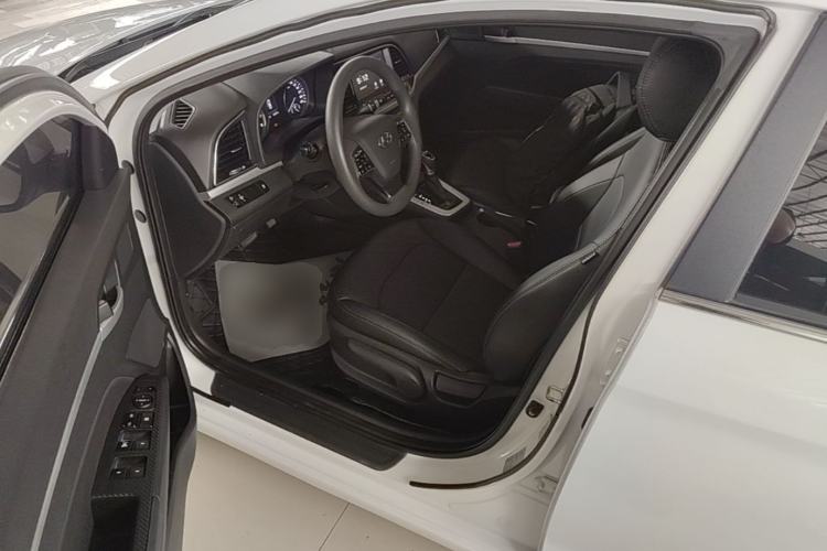 Used Hyundai Elantra (6th Generation / Lingdong) 2016 1.6L Automatic ZhiXuan – Elite Version Driver Seat