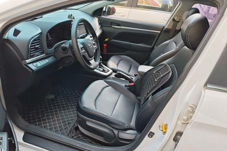 Used Hyundai Elantra (6th Generation / Lingdong) 2016 1.6L Automatic ZhiXuan – Elite Version Driver Seat
