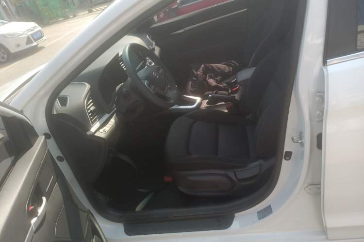 Used Hyundai Elantra (6th Generation / Lingdong) 2016 1.6L Automatic ZhiXuan – Elite Version Driver Seat