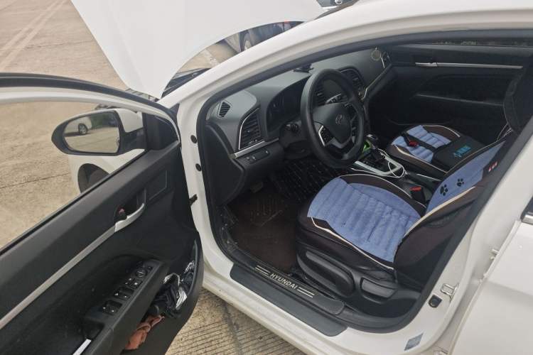 Used Hyundai Elantra (6th Generation / Lingdong) 2016 1.6L Automatic ZhiXuan – Elite Version Driver Seat