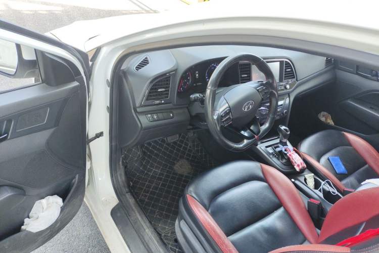 Used Hyundai Elantra (6th Generation / Lingdong) 2016 1.4T Dual-Clutch Xuan Dong · Dynamic Version Driver Seat