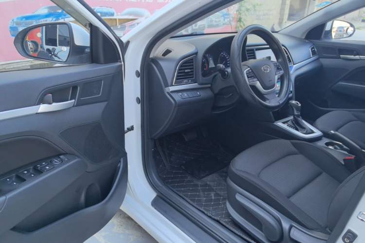 Used Hyundai Elantra (6th Generation / Lingdong) 2016 1.6L Automatic ZhiXuan – Elite Version Driver Seat