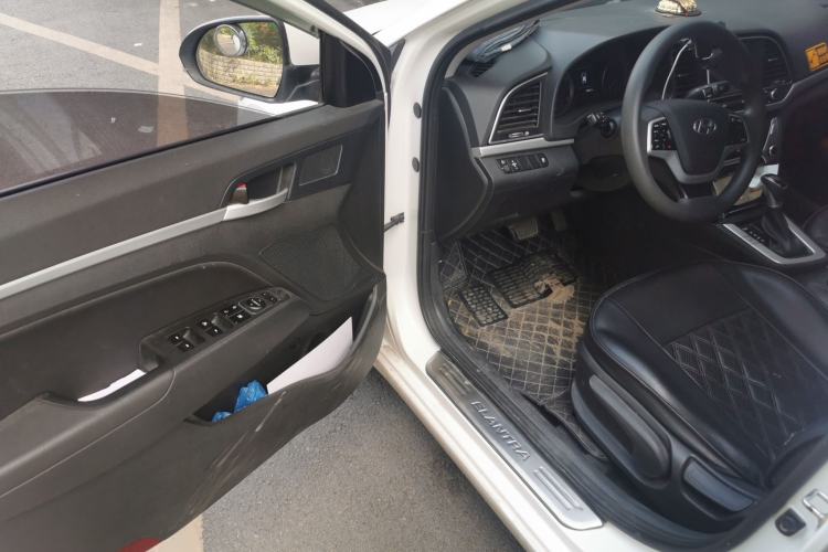 Used Hyundai Elantra (6th Generation / Lingdong) 2016 1.6L Automatic ZhiXuan – Elite Version Driver Seat
