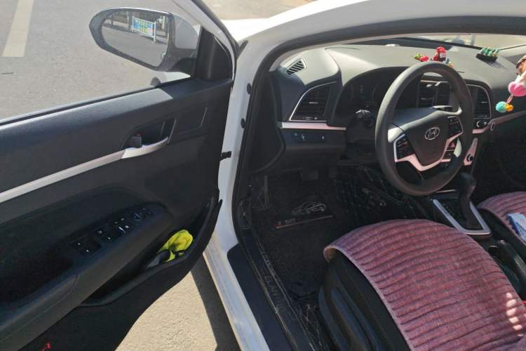 Used Hyundai Elantra (6th Generation / Lingdong) 2016 1.6L Automatic ZhiXuan – Elite Version Driver Seat