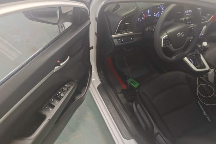 Used Hyundai Elantra (6th Generation / Lingdong) 2016 1.6L Automatic ZhiXuan – Elite Version Driver Seat