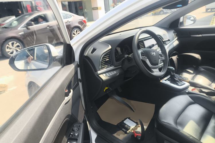 Used Hyundai Elantra (6th Generation / Lingdong) 2016 1.6L Automatic ZhiXuan – Elite Version Driver Seat