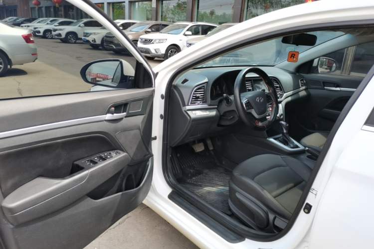 Used Hyundai Elantra (6th Generation / Lingdong) 2016 1.6L Automatic ZhiXuan – Elite Version Driver Seat