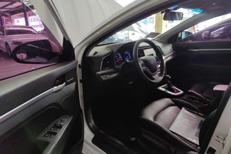 Used Hyundai Elantra (6th Generation / Lingdong) 2016 1.6L Automatic ZhiXuan – Elite Version Driver Seat