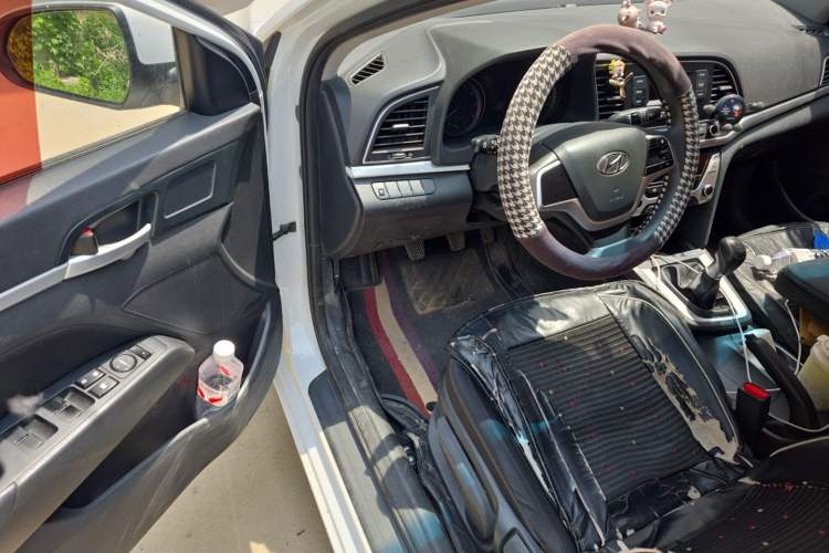 Used Hyundai Elantra (6th Generation / Lingdong) 2016 1.6L Manual ZhiXuan·Youth Edition Driver Seat