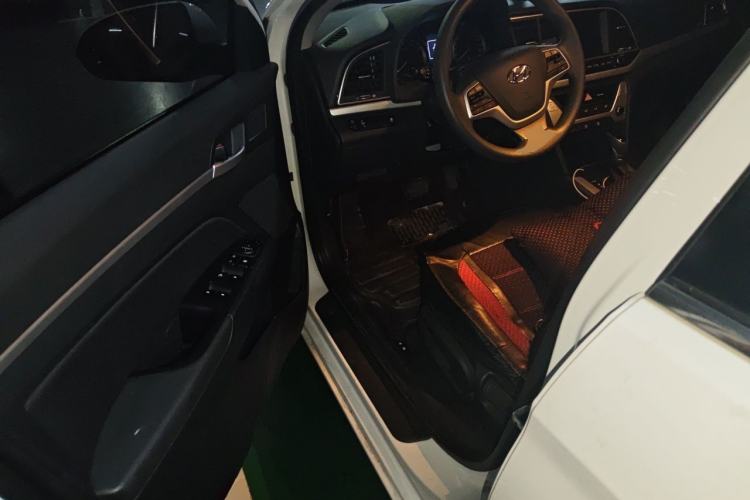 Used Hyundai Elantra (6th Generation / Lingdong) 2016 1.6L Automatic ZhiXuan – Elite Version Driver Seat
