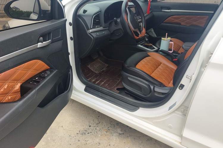 Used Hyundai Elantra (6th Generation / Lingdong) 2016 1.6L Automatic ZhiXuan – Elite Version Driver Seat