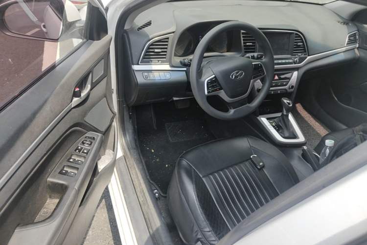 Used Hyundai Elantra (6th Generation / Lingdong) 2016 1.6L Automatic ZhiXuan – Elite Version Driver Seat