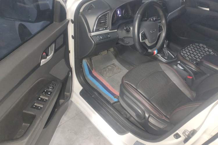 Used Hyundai Elantra (6th Generation / Lingdong) 2016 1.6L Automatic ZhiXuan – Elite Version Driver Seat